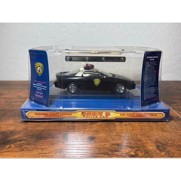 Code 3 Wyoming State Model Police Car Die Cast Model 1:24- Patch- New in Box - Picture 2 of 6